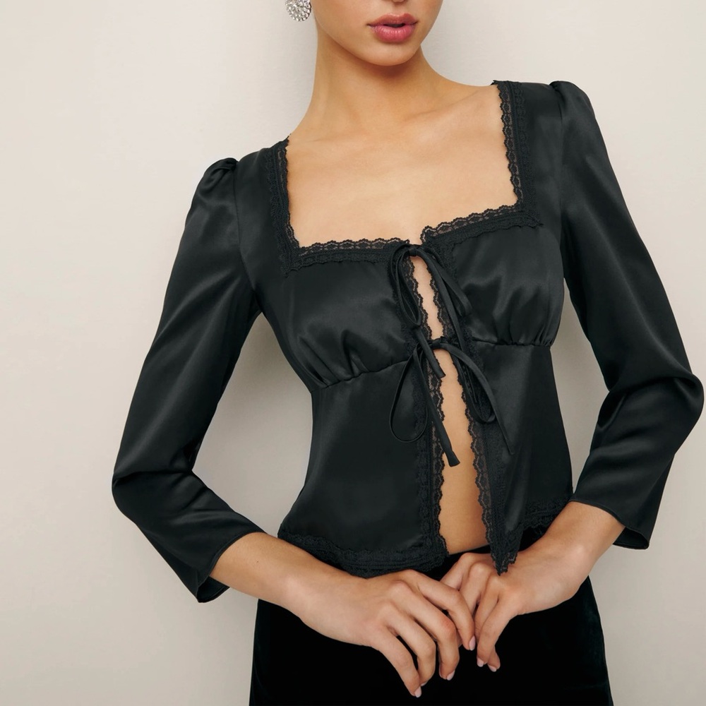 NWT Reformation Lucinda Silk Top